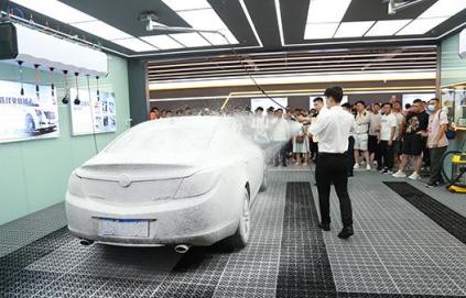 全车精致洗车